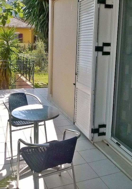 Altina Sea View Apartments Василики Екстериор снимка