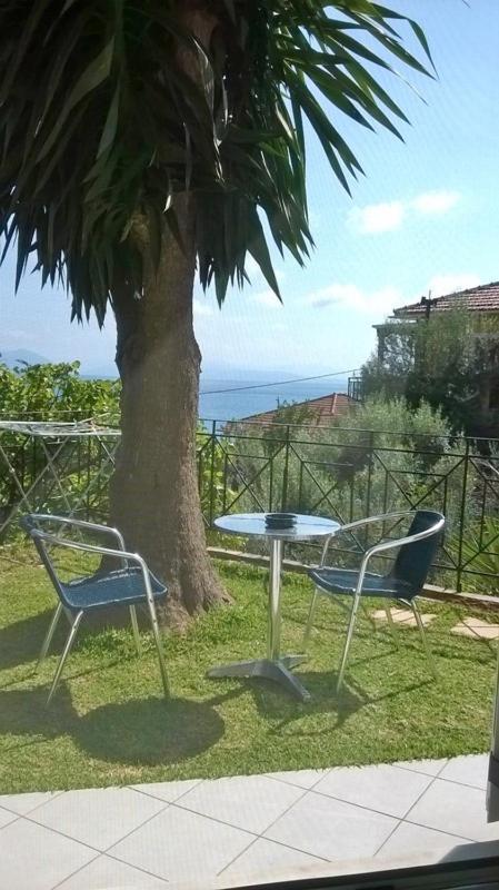 Altina Sea View Apartments Василики Екстериор снимка